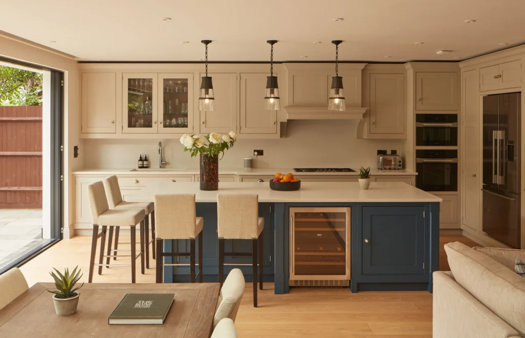 Eclectic residence - Kitchen Eclectic residence - Kitchen