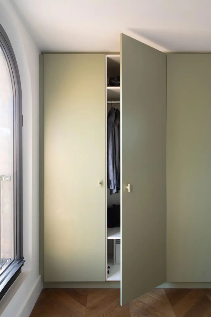 Fish-scale-extension-wardrobe Fish Scale Extension - Wardrobe